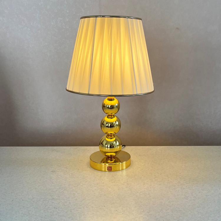 آباژور رومیزی مدل NHM -678GOLD- 28